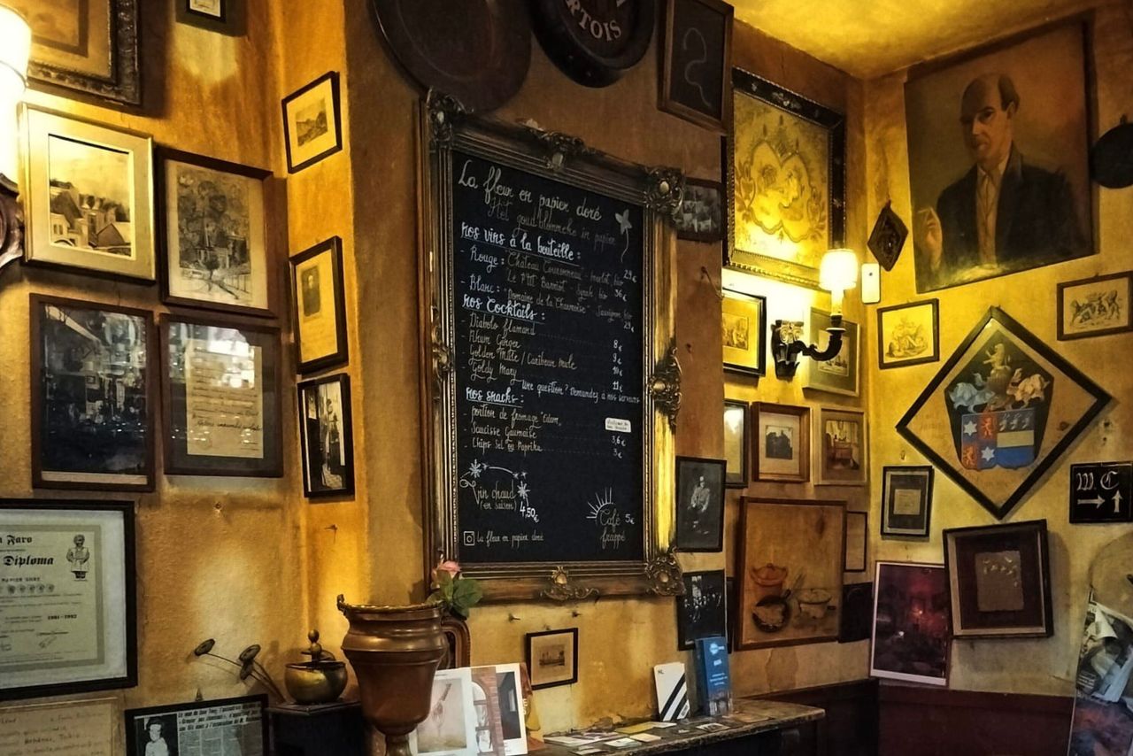 Bar